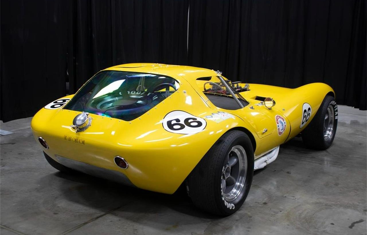 32304019-1964-cheetah-race-car-std